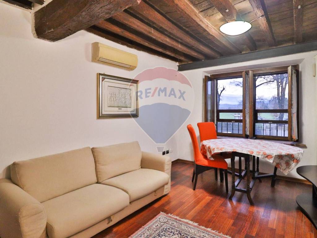 appartamento in vendita a Montechiarugolo in zona Piazza