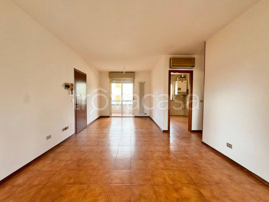 appartamento in vendita a Montechiarugolo in zona Monticelli Terme