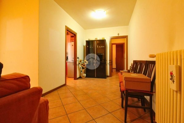 appartamento in vendita a Montechiarugolo in zona Basilicanova