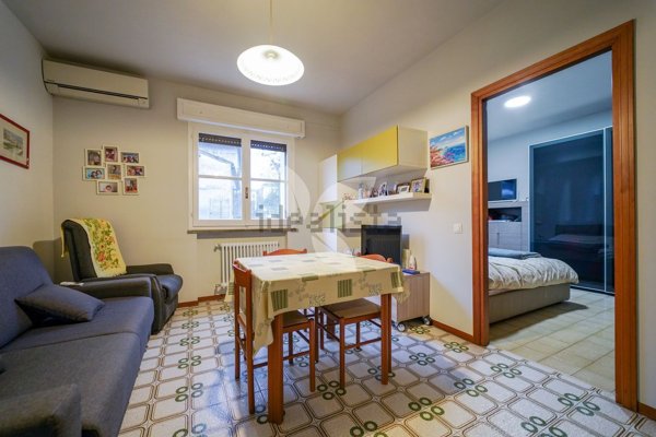 appartamento in vendita a Montechiarugolo in zona Monticelli Terme