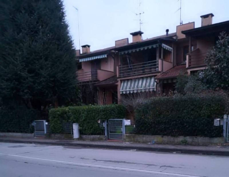 casa indipendente in vendita a Montechiarugolo in zona Monticelli Terme