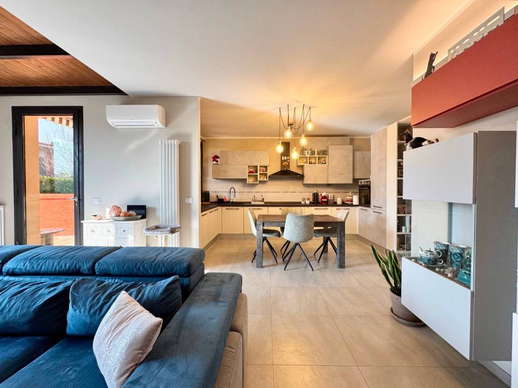 appartamento in vendita a Montechiarugolo