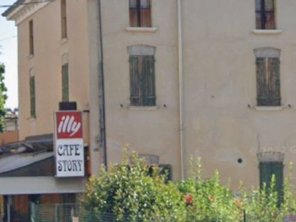 ufficio in vendita a Montechiarugolo in zona Basilicanova