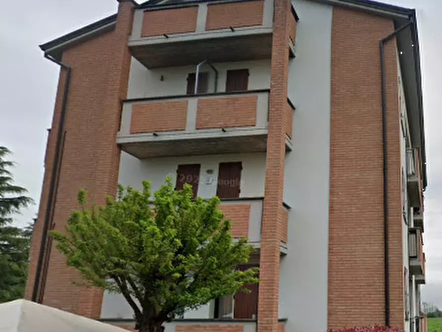 appartamento in vendita a Montechiarugolo in zona Basilicagoiano