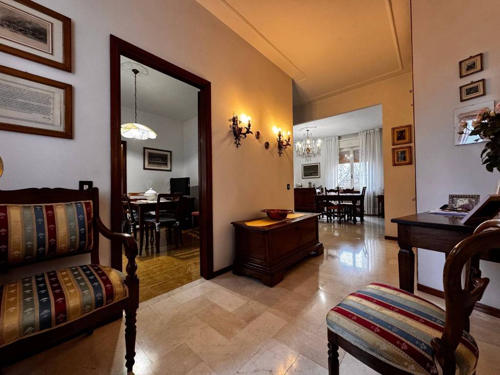 appartamento in vendita a Montechiarugolo in zona Monticelli Terme