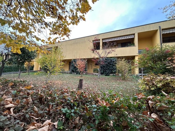 appartamento in vendita a Montechiarugolo in zona Basilicanova