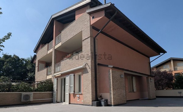 appartamento in vendita a Montechiarugolo in zona Monticelli Terme