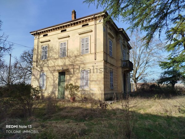 casa indipendente in vendita a Montechiarugolo