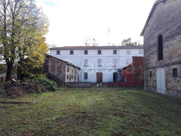 terreno agricolo in vendita a Montechiarugolo in zona Basilicanova