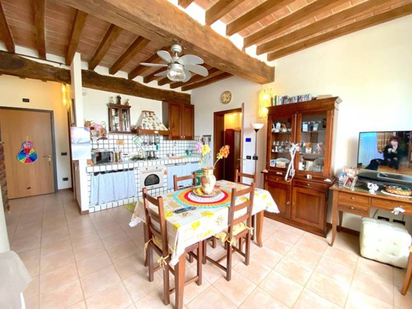 appartamento in vendita a Montechiarugolo in zona Monticelli Terme