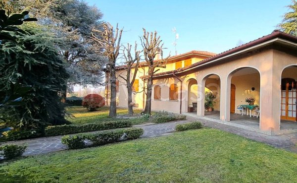 casa indipendente in vendita a Montechiarugolo in zona La Fratta