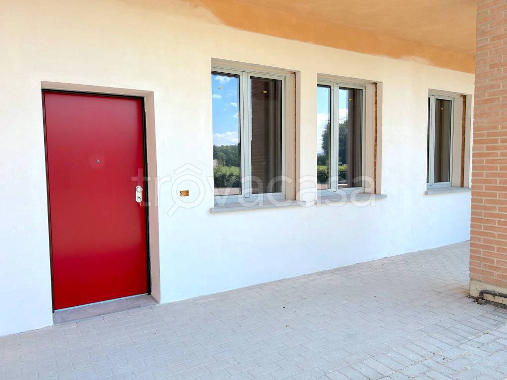 appartamento in vendita a Montechiarugolo in zona Basilicagoiano