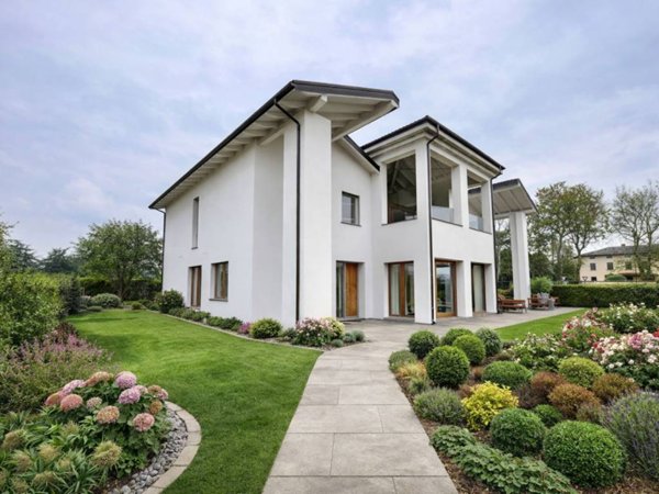 casa indipendente in vendita a Montechiarugolo in zona Monticelli Terme