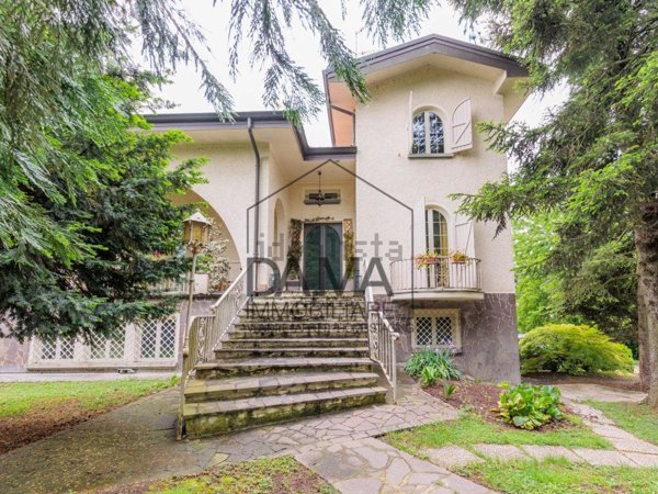 casa indipendente in vendita a Montechiarugolo