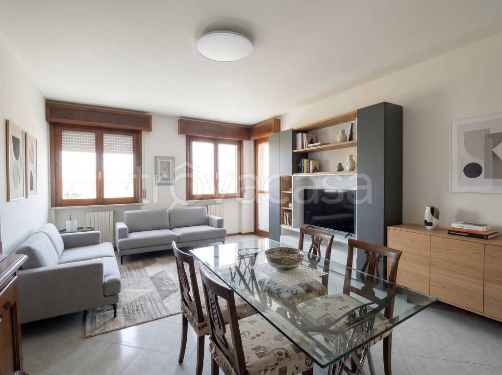 appartamento in vendita a Montechiarugolo in zona Monticelli Terme