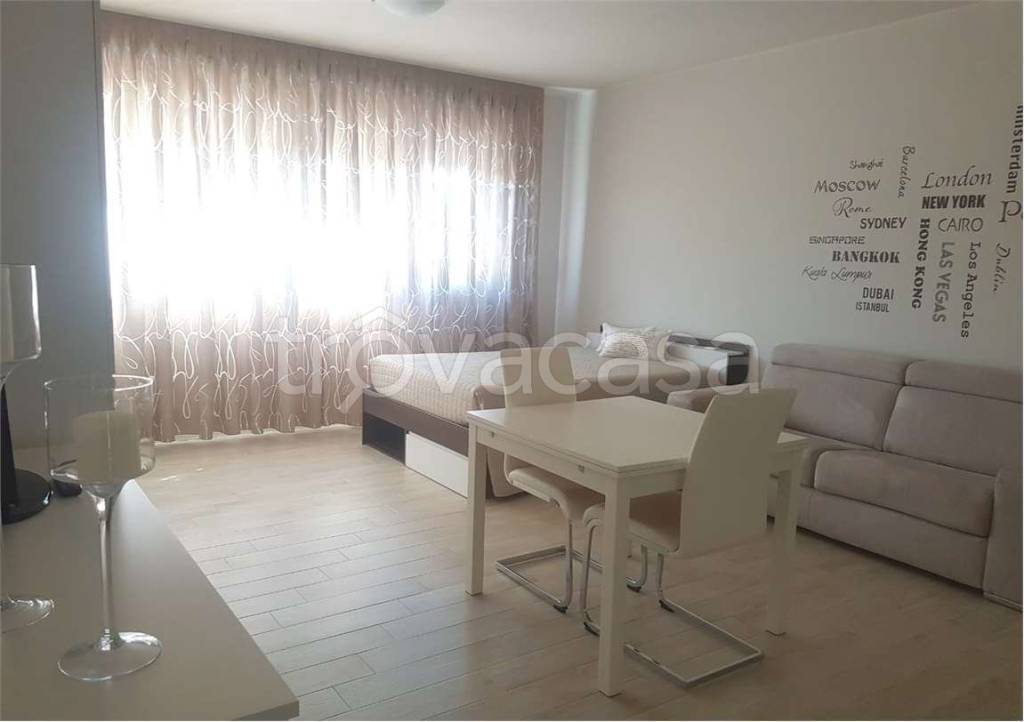 appartamento in vendita a Montechiarugolo in zona Basilicanova