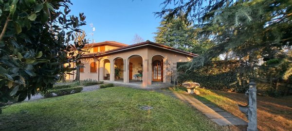 casa indipendente in vendita a Montechiarugolo in zona La Fratta