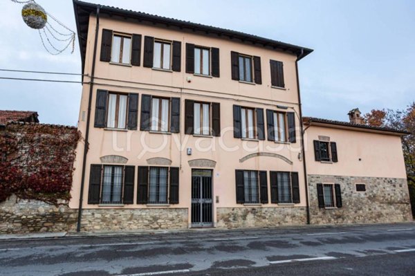 appartamento in vendita a Montechiarugolo in zona Basilicanova