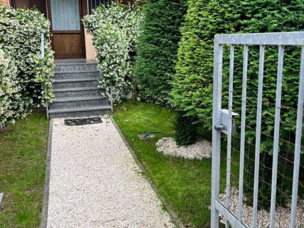 appartamento in vendita a Montechiarugolo