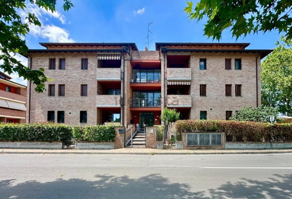 appartamento in vendita a Montechiarugolo in zona Monticelli Terme
