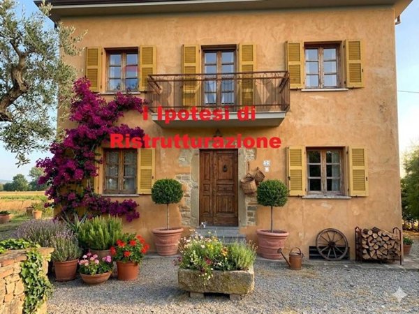 casa indipendente in vendita a Montechiarugolo in zona Castello