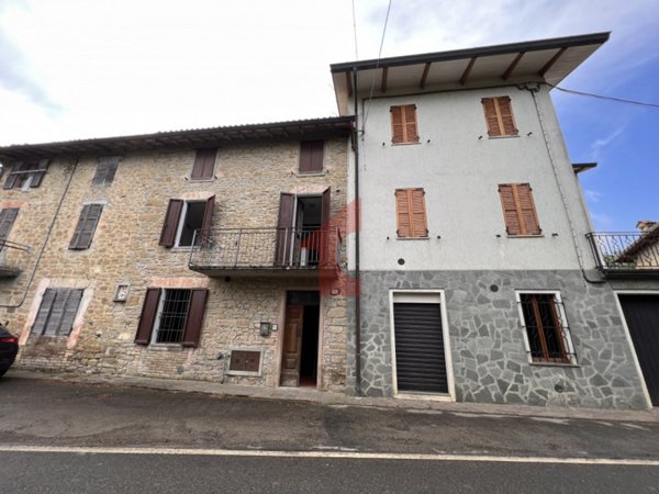 casa semindipendente in vendita a Neviano degli Arduini in zona Campora