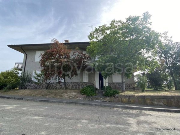 casa indipendente in vendita a Neviano degli Arduini in zona Bazzano