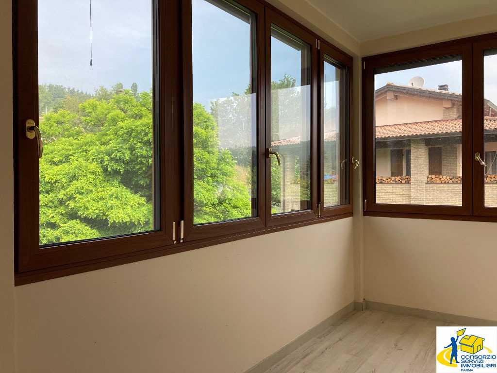 appartamento in vendita a Neviano degli Arduini in zona Scurano