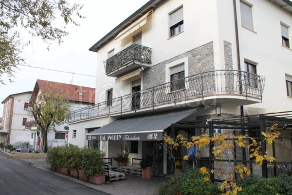 trivano in vendita a Neviano degli Arduini in zona Bazzano