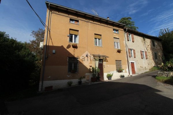 pentavano in vendita a Neviano degli Arduini