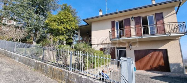 casa indipendente in vendita a Neviano degli Arduini