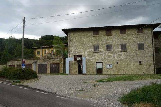terreno edificabile in vendita a Neviano degli Arduini in zona Sasso