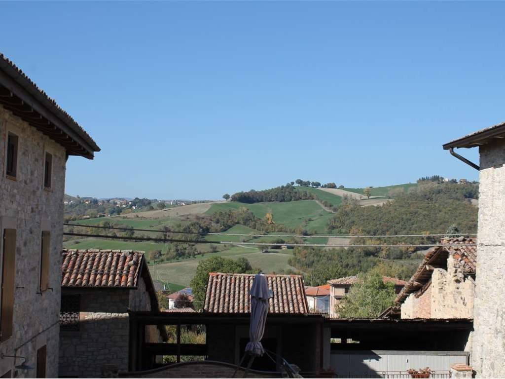 casa semindipendente in vendita a Neviano degli Arduini in zona Sasso
