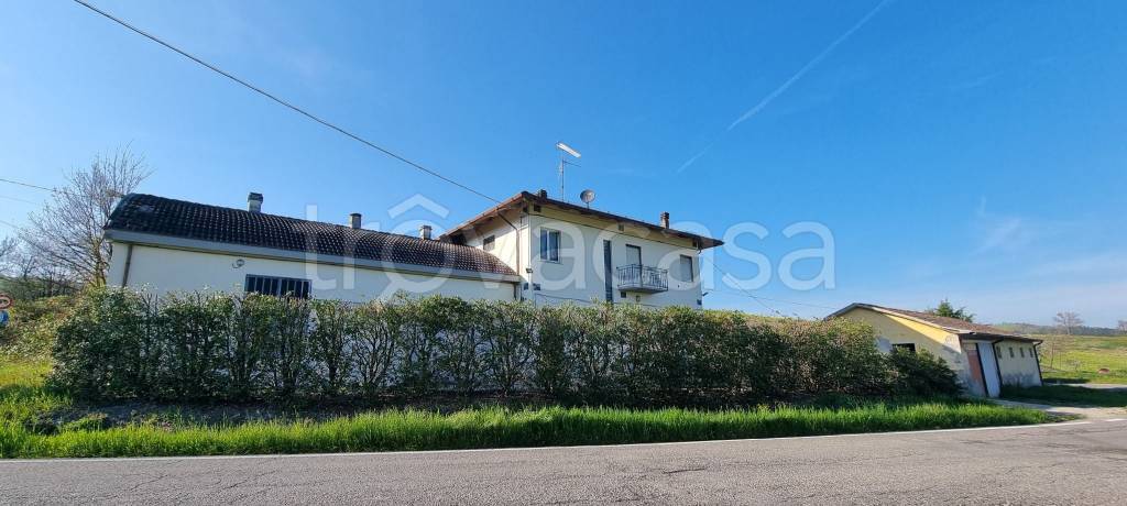 casa indipendente in vendita a Neviano degli Arduini in zona Lupazzano