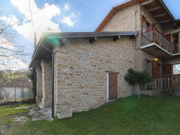 casa indipendente in vendita a Neviano degli Arduini in zona Sasso