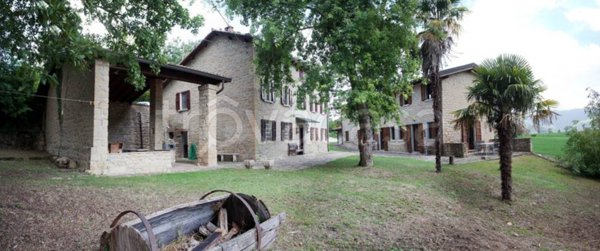 casa indipendente in vendita a Neviano degli Arduini