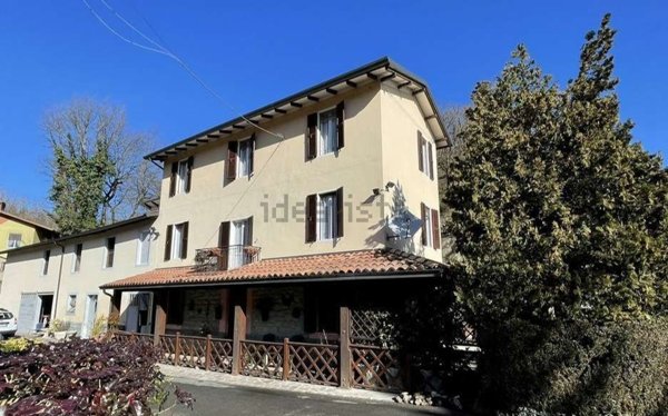 casa indipendente in vendita a Neviano degli Arduini in zona Sasso