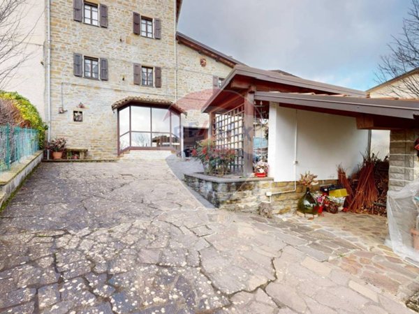 appartamento in vendita a Neviano degli Arduini in zona Monte