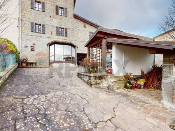 appartamento in vendita a Neviano degli Arduini in zona Monte