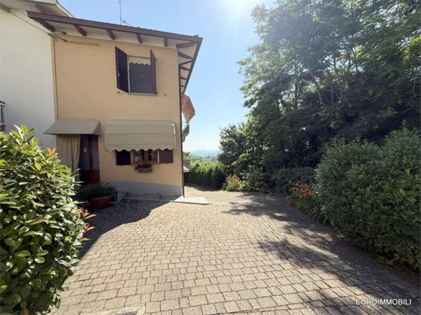 casa indipendente in vendita a Neviano degli Arduini in zona Case Bodini