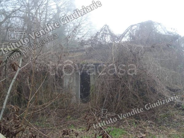 pentavano in vendita a Neviano degli Arduini
