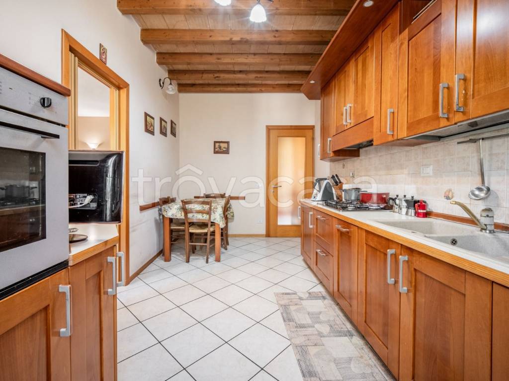 casa indipendente in vendita a Neviano degli Arduini