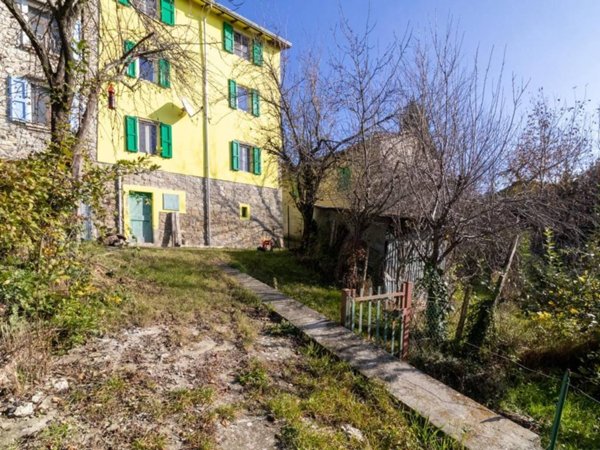 casa indipendente in vendita a Neviano degli Arduini in zona Lupazzano