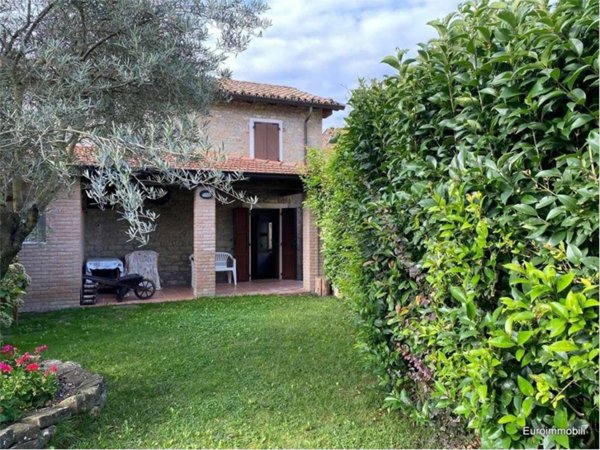 casa indipendente in vendita a Neviano degli Arduini in zona Ariolla