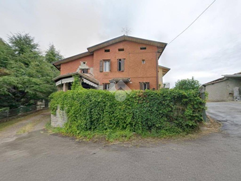 casa indipendente in vendita a Neviano degli Arduini in zona Magrignano
