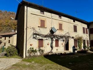 casa indipendente in vendita a Neviano degli Arduini in zona Scurano
