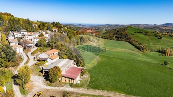 azienda agricola in vendita a Neviano degli Arduini