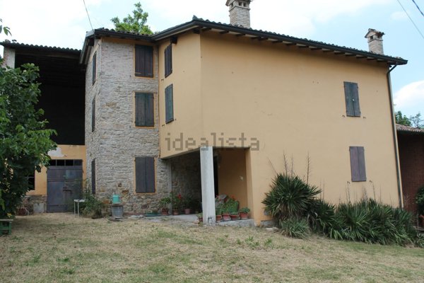 casa indipendente in vendita a Neviano degli Arduini in zona Sasso