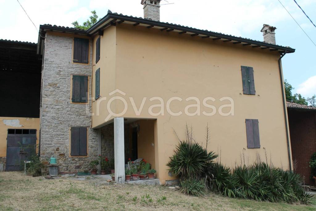casa indipendente in vendita a Neviano degli Arduini in zona Sasso
