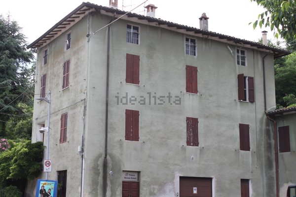 casa indipendente in vendita a Neviano degli Arduini in zona Case Campanari